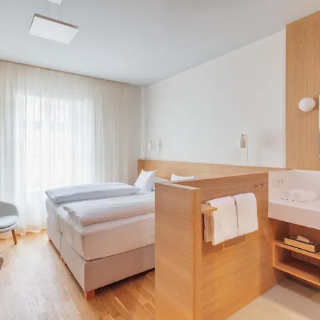 Ξενοδοχείο Hotel Central 4*