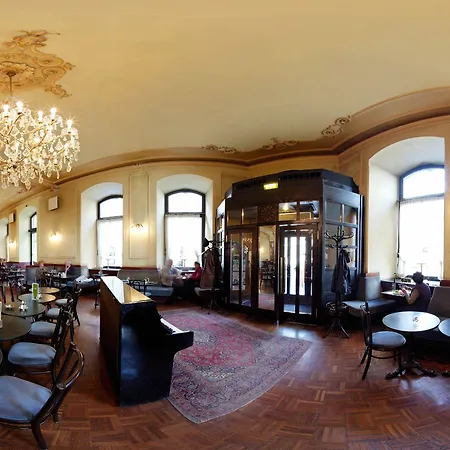 Ξενοδοχείο Hotel Central 4*