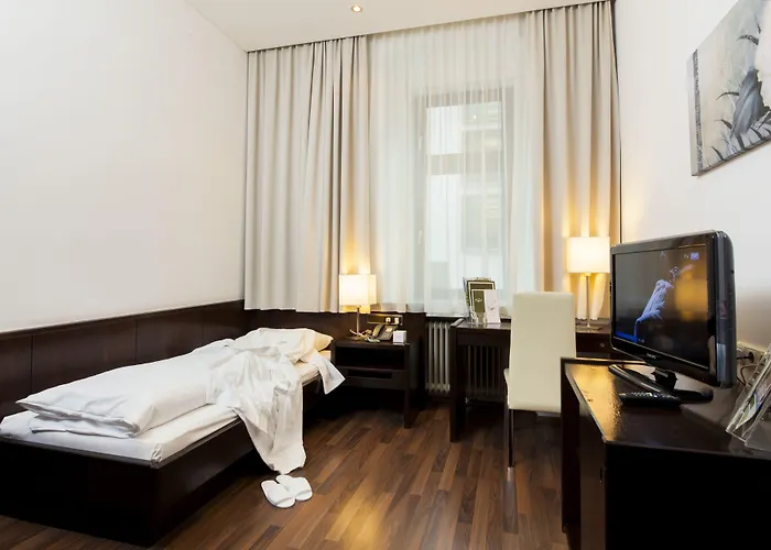 מלון Hotel Central אינסברוק