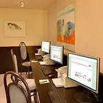 سنترال 4*