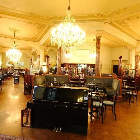 Hotel Central Otel 4*